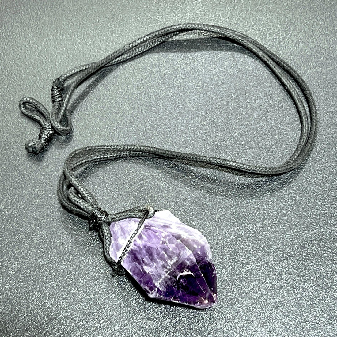 Earthborn Adornments: Why Crystal Jewelry is More Than Just a Fashion Statement