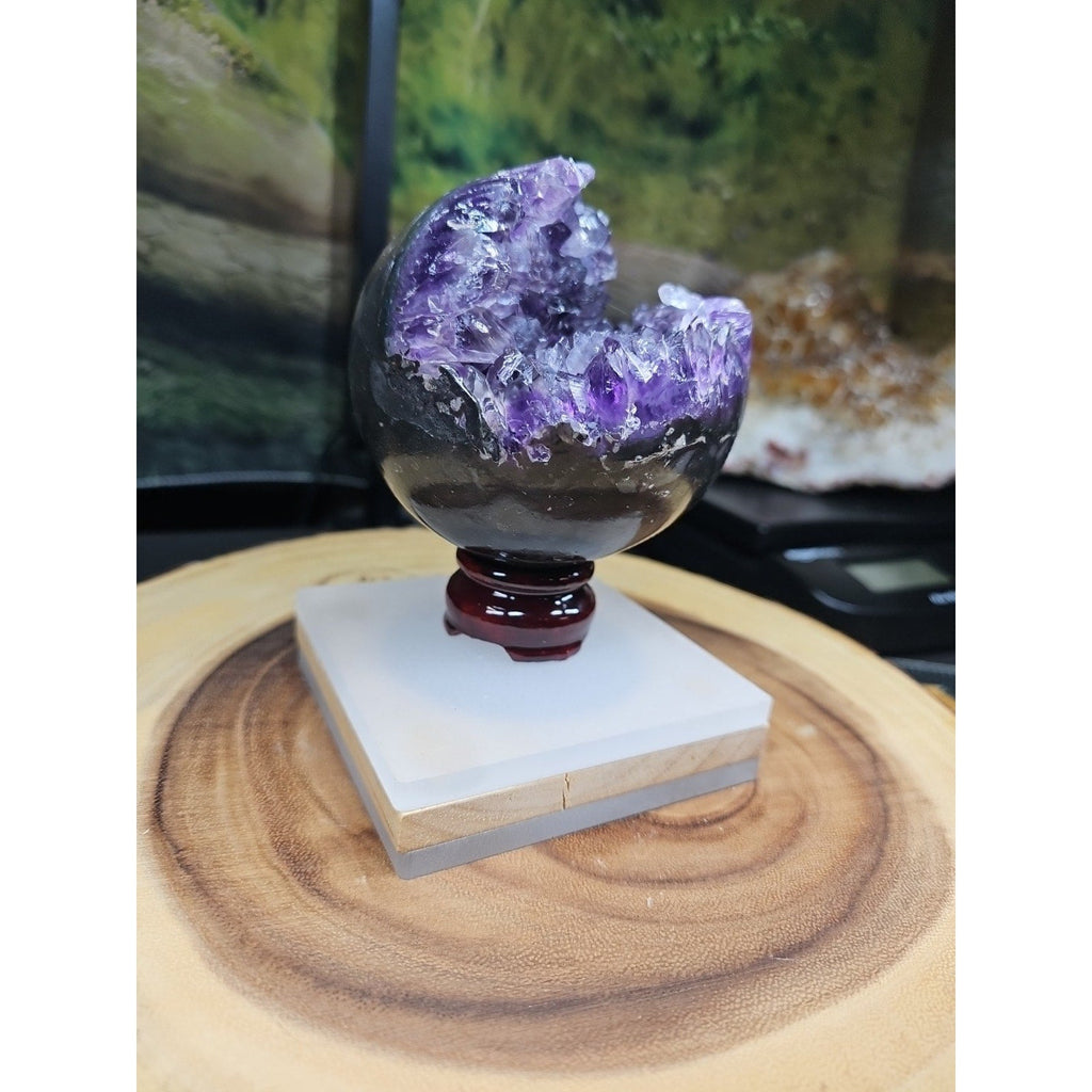 Amethyst Cave Geode - Brazil