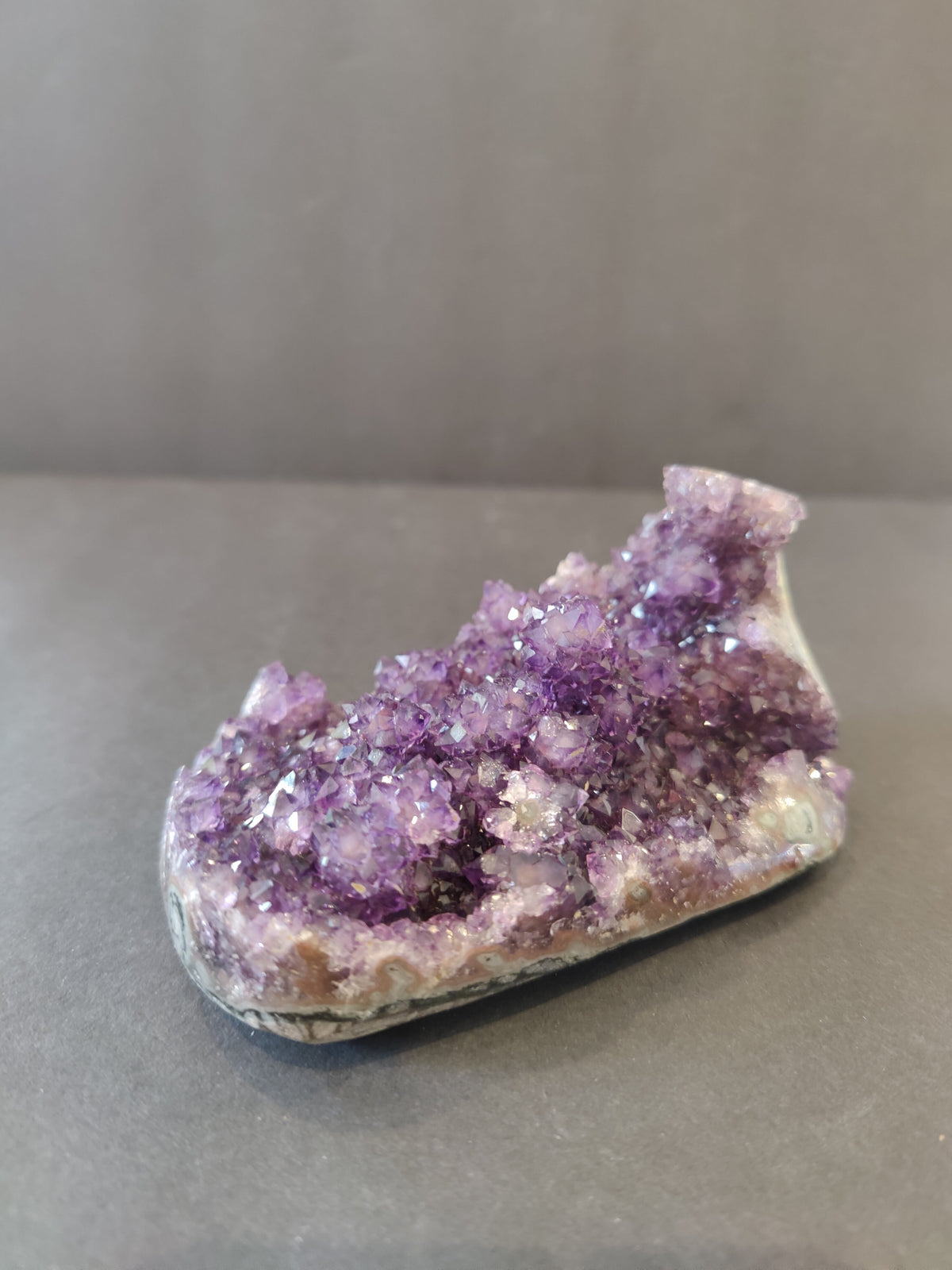 Amethyst Geode Sculpture with Stalactite Formations, 537 g