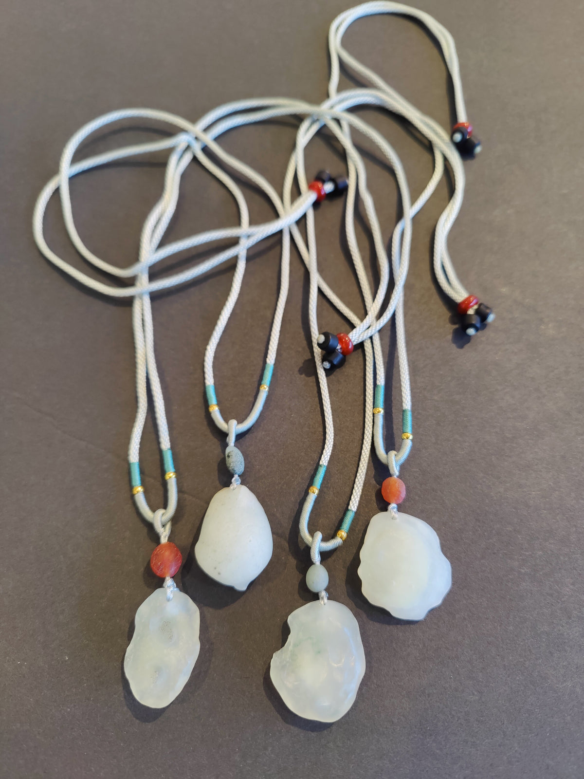 Moss Agate Necklace, Green Dendritic Agate Stone Pendant, 28 in — Gobi Desert