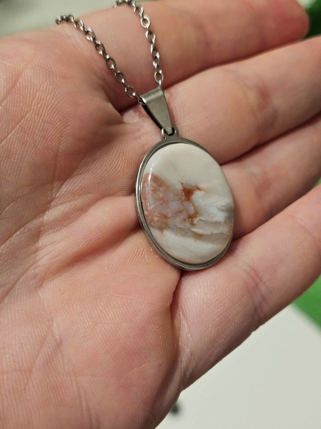 Montana Agate Oval Pendant Necklace
