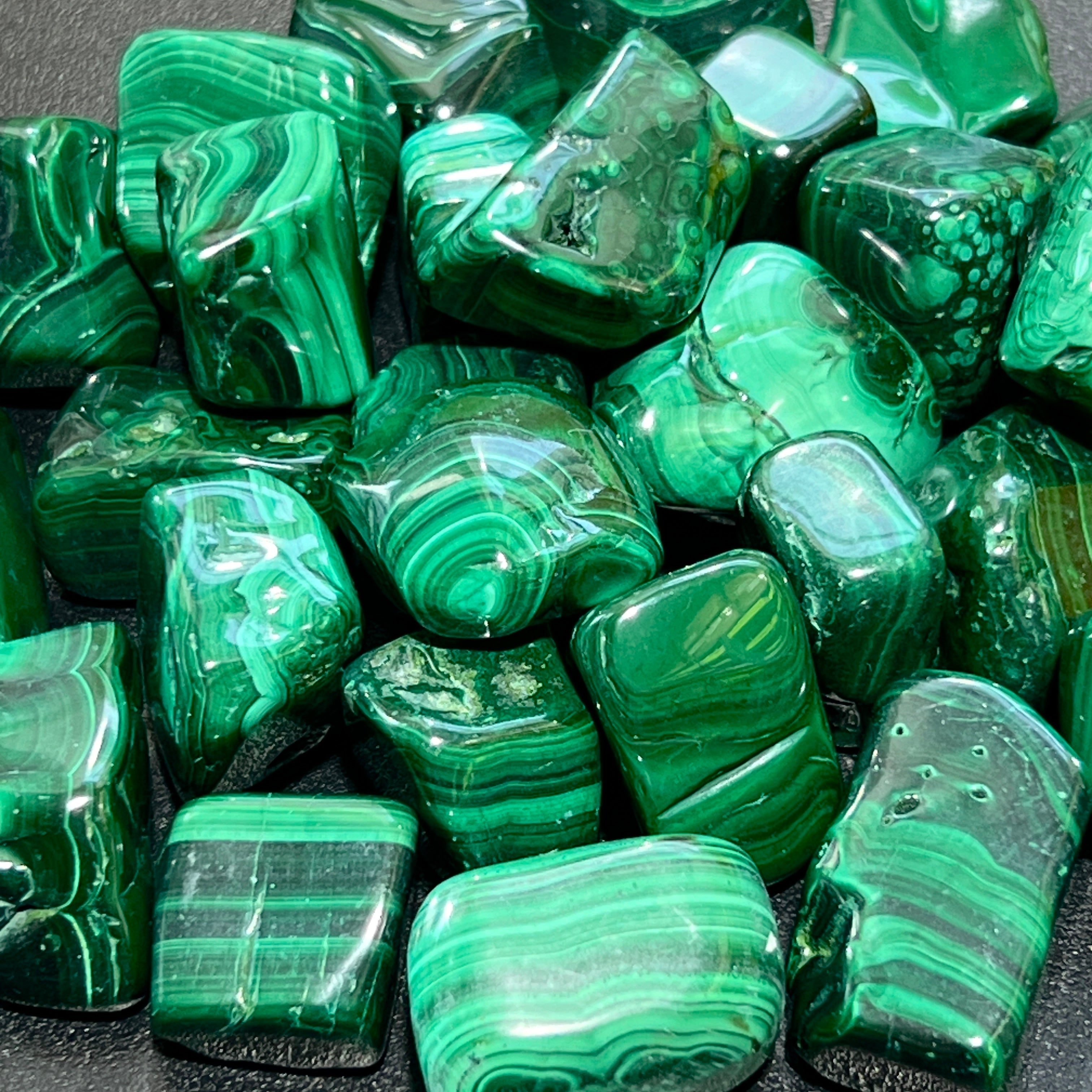 Malachite Tumbled Polished Gemstones – 8 oz